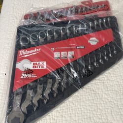 Milwaukee Wrench Set