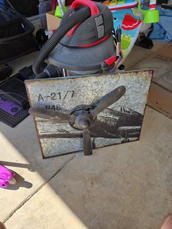 Airplane decor
