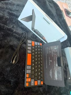 Doohoeek universal travel keyboard
