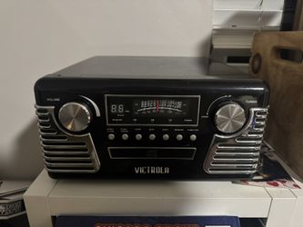 Victrola Haley Retro 4-in-1 Bluetooth Record Payer