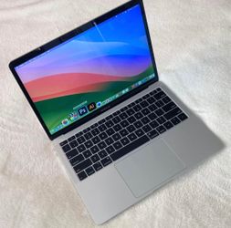 MacBook Air 13” with photo, video and music production software
