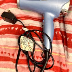 CONAIR ION Shine Hair Dryer - Ion for shine, Has Turbo mode, Cold, Warm, Hot, and High/low mode