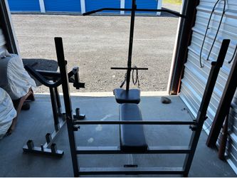 Weight Bench with Olympic Barbell, Lat Pulldown, Preacher Curl and Dip Bar