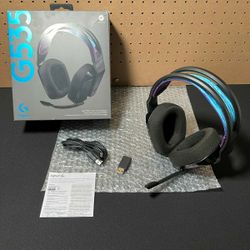 Logitech G535 Lightspeed Wireless Gaming Headset - Lightweight on-Ear Headphones, Flip to Mute Mic, Stereo, USB Rechargeable - Black