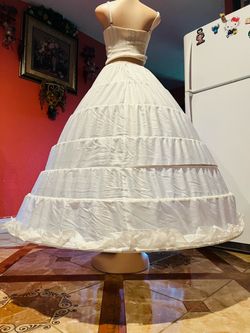 Petticoat /Crinoline /Crinolina