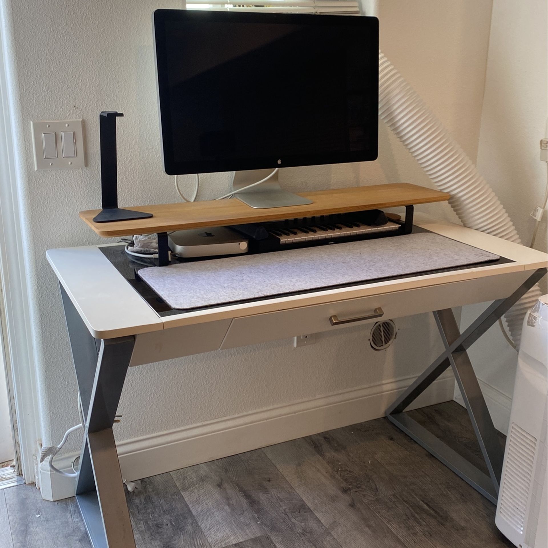 Computer Desk