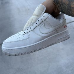 Nike Supreme Air Force Ones 9 Men’s