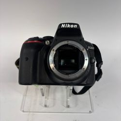 Nikon D5300 24.2MP Digital SLR DSLR Camera Body Only With Extras
