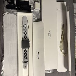 Apple Watch serie 3 / 42 mm / GPS