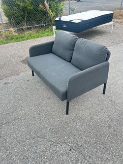 Ikea Small sofá! OFFER