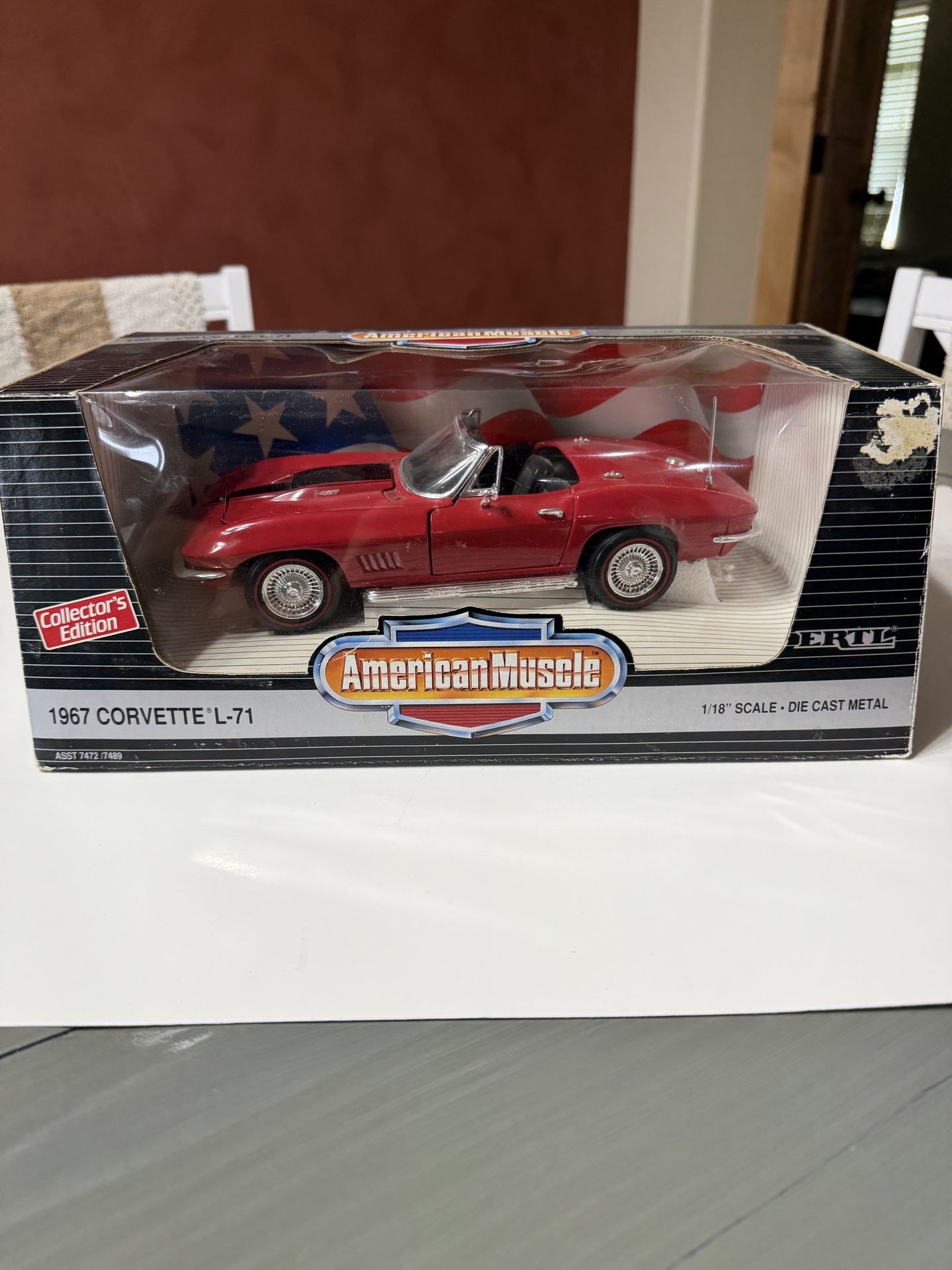 1967 Corvette L-71 1:18 Scale Die-Cast Model - Collector’s Edition