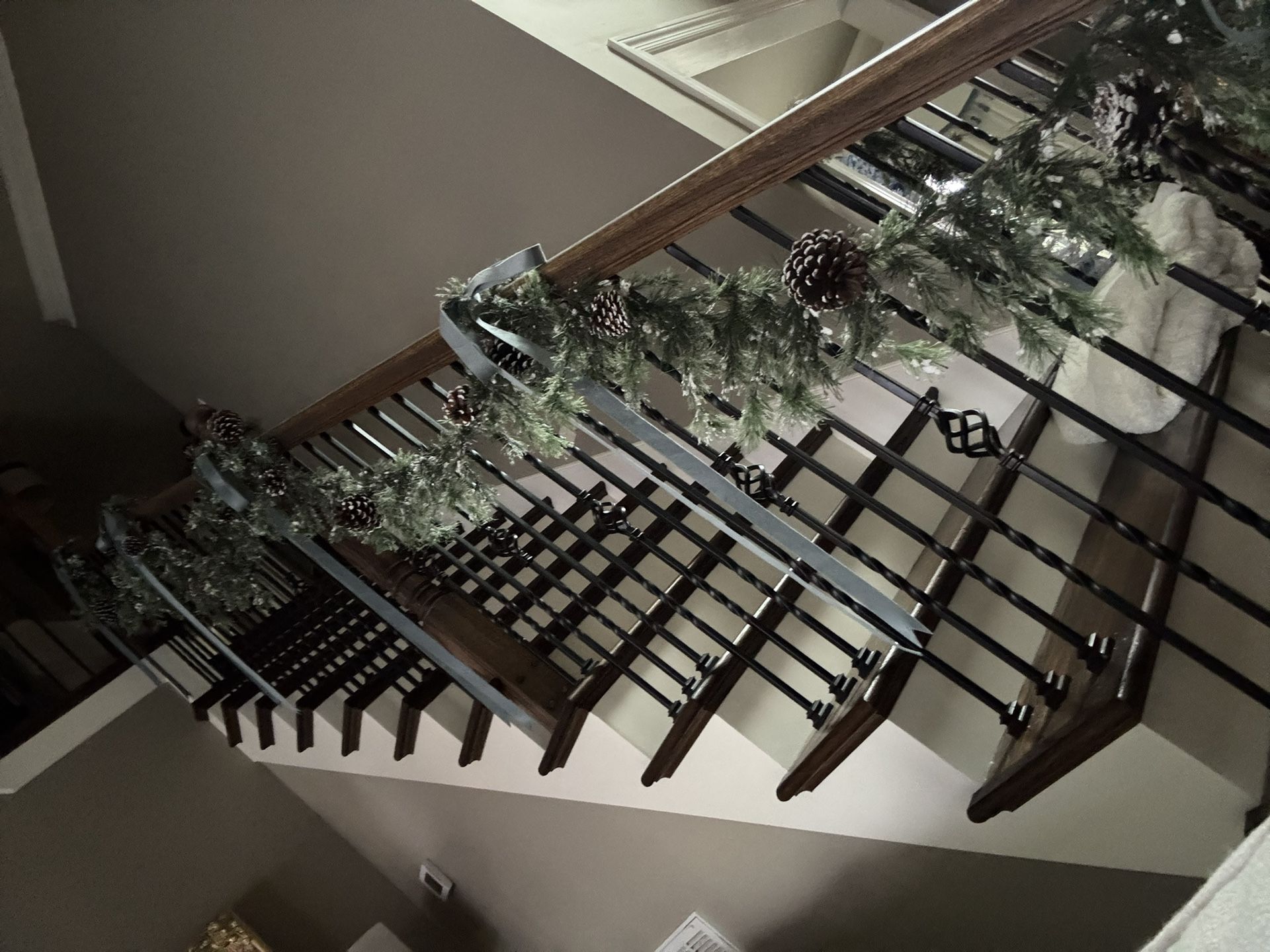 Staircase Garland TODAY ONLY