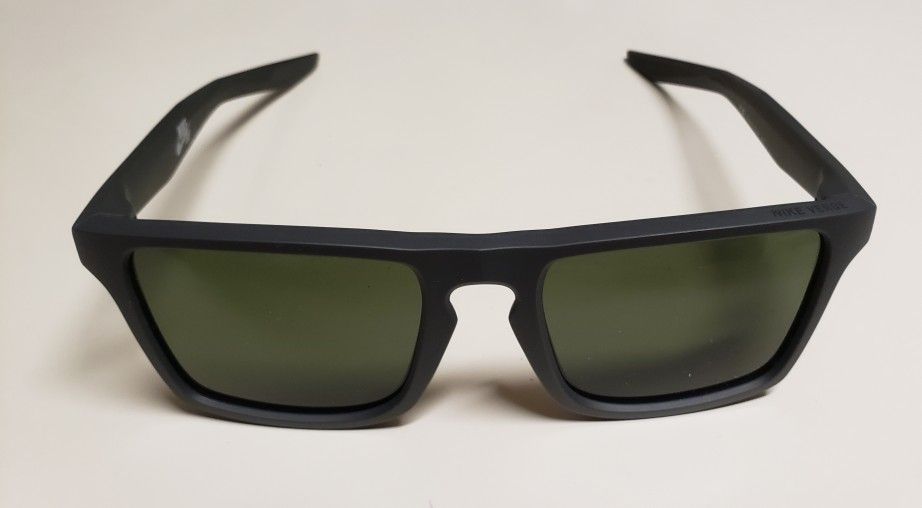 Nike EV1039 003 FLATSPOT Cool Grey Polarized Sunglasses with Grey