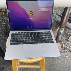 Laptop Apple 2019