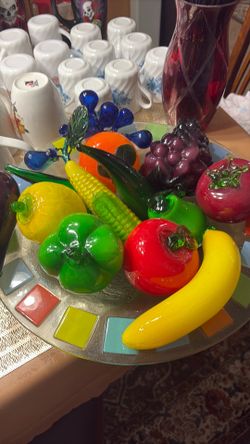 Mix glass fruits and vegetables decor comes with the bowl.