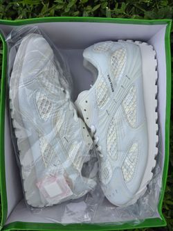Bottega White