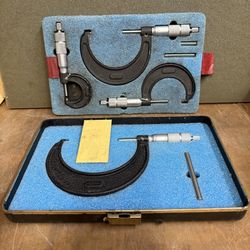 VINTAGE Mac Tools Made By Starrett Micromter Set 0 To 4” with Standards