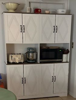 Brand New Super large Pantry!