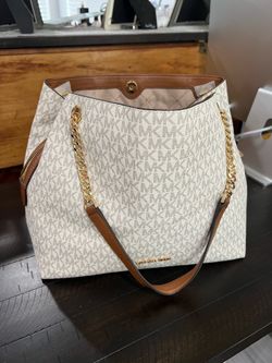 Michael Kors Jet Set Item- Signature Shoulder Chain Tote