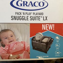 Graco Pack N’ Play Playard  Snuggle suite LX Abbington