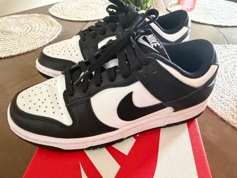 Nike ‘panda’ dunks - women’s 6.5