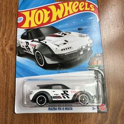 Hot Wheels Mazda MX-5 Miata “Brand New | Dream Garage”
