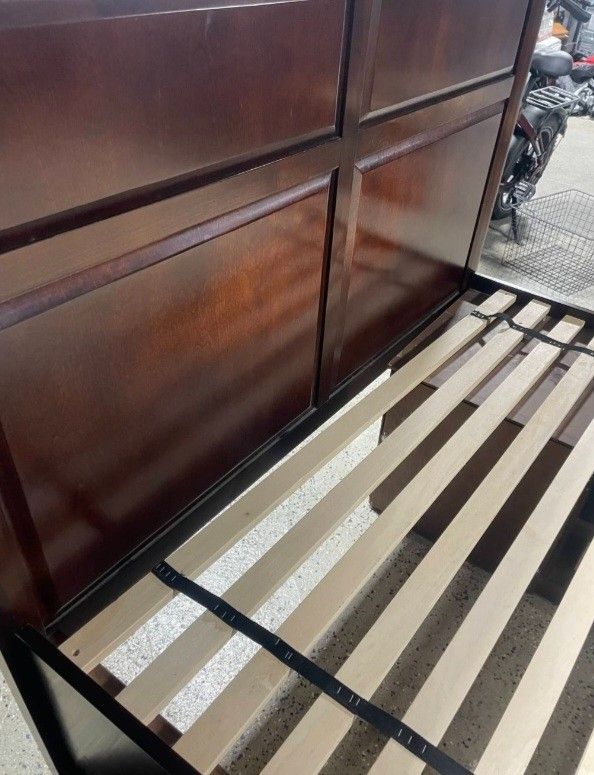 Tavern Wooden Queen Sized Bed Frame with 4 Storage Drawers