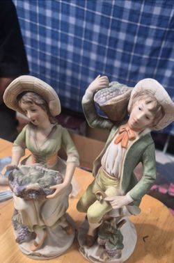 Vintage Homco Porcelain Figurines Set #1258 - Tuscan Boy & Girl Grape Harvest