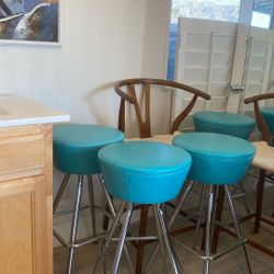 Bar Stools/ Chairs