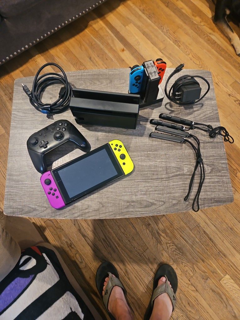 Nintendo Switch 
