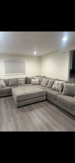 Ashley’s Furnitture Sectional Couch