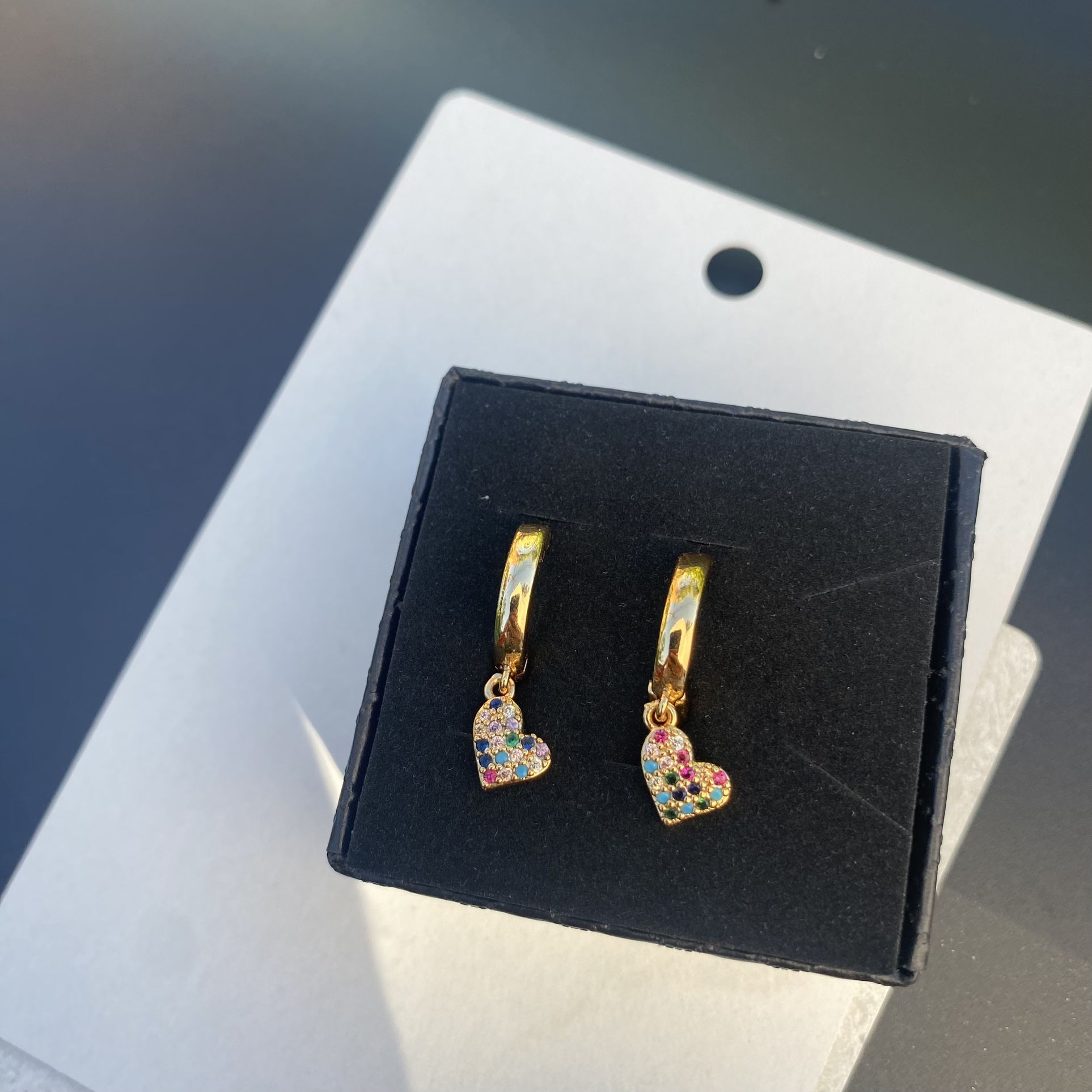 18k Gold Filled Multicolor Heart Huggie earrings Aretes Oro Laminado 18k