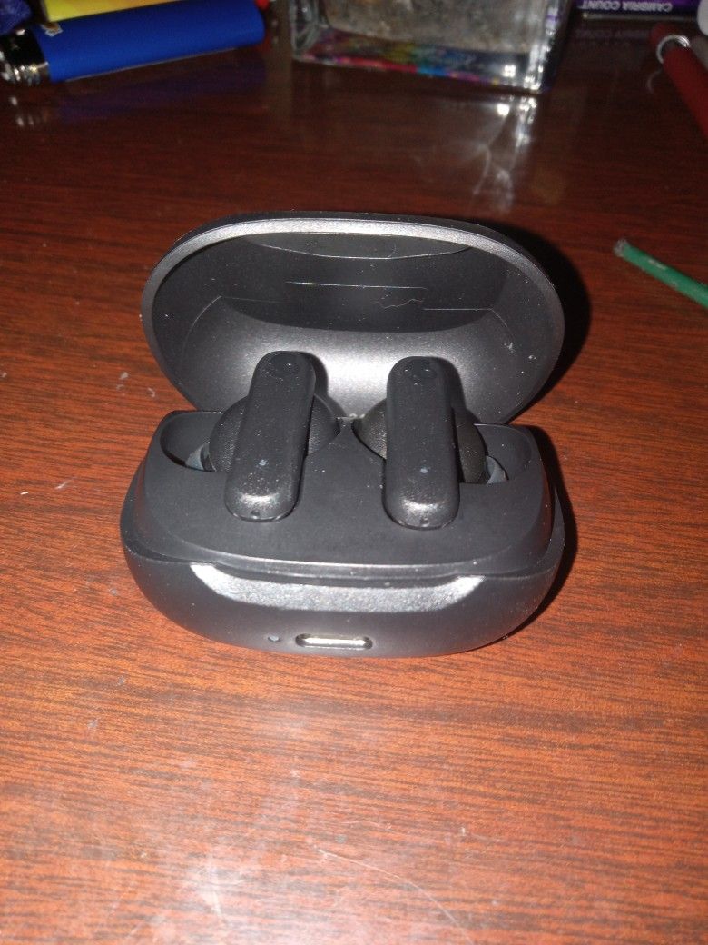Earbuds