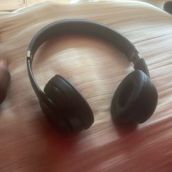 beats solo 4