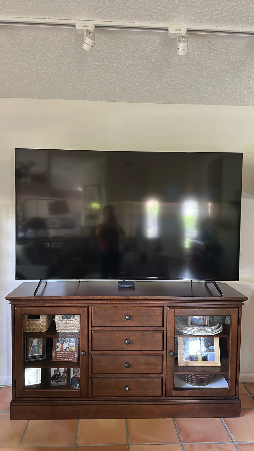 Sony 75” Bravia XRX90J Series LED 4k UHD Smart google TV Great condition 