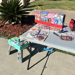 YARD SALEEE ONLY TODAY