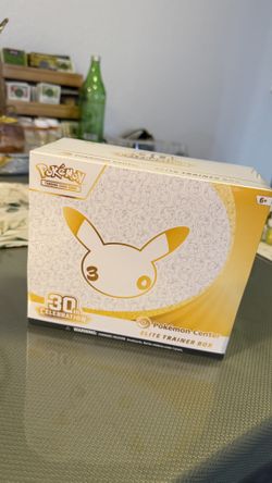 Pokemon Center 30th Celebration ETB