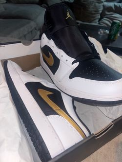 Air Jordan one low white/metallic gold- black size 14 brand new
