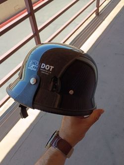 Motorcycle helmet