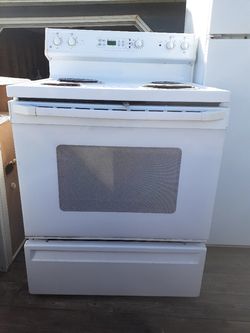 kitchen in good condition everything works