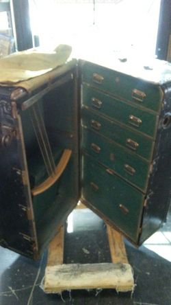 Joske brothers co. Steamer trunk for Sale in Bakersfield, CA - OfferUp