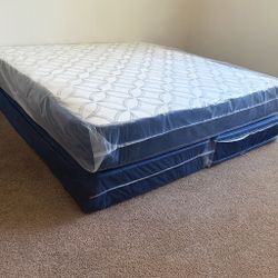 Queen Mattress Come And Box  Spring  - Free Delivery 🚚 To Reasonable Distance 