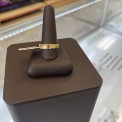 GOLD RING 