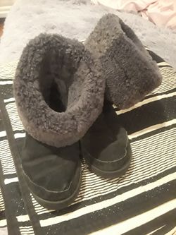 Devil Dog Suede Boots 9m