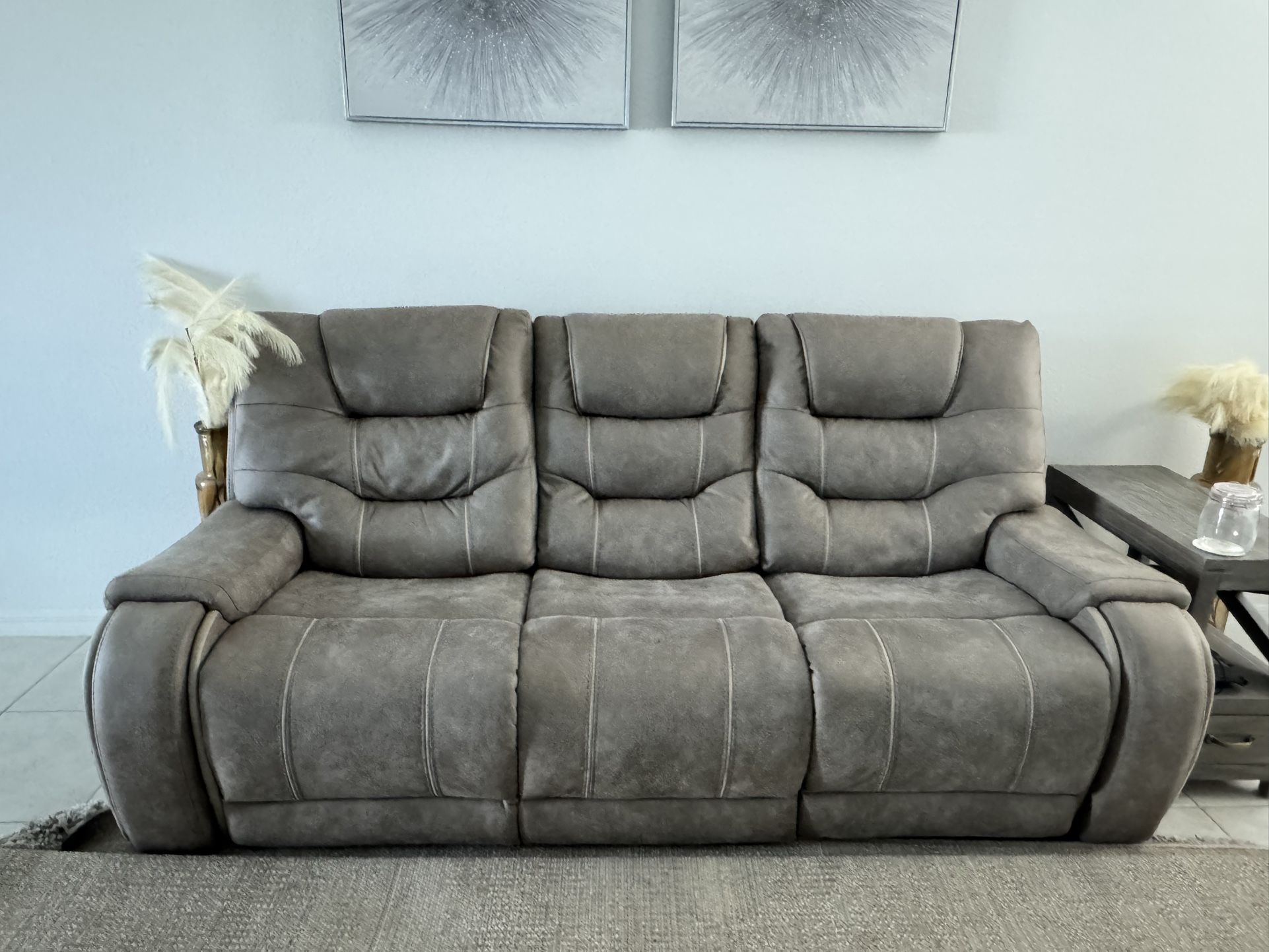 Non-Power Reclining Sofa