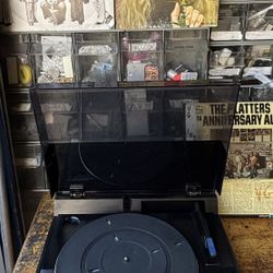  Kenwood KD-75F fully automatic linear tracking Turntable