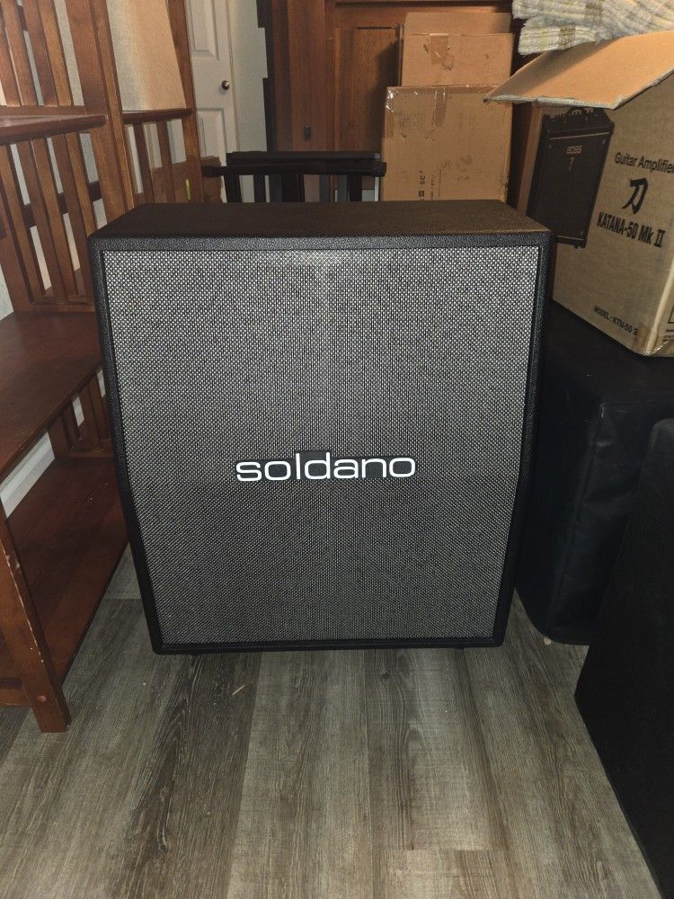New Soldano 2x12 Vertical Guitar Speaker Cab. Offset V30s, speakers aren't even broken in./Tuki Cover