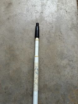 Expandible paint extension pole