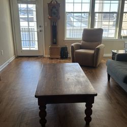 FREE coffee Table