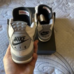 Jordan 4 Cement 